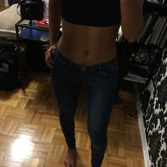 Biker jeans from Simons. Low waisted jeans. Skinny jeans. Size 5 US. - Picture 6 of 6